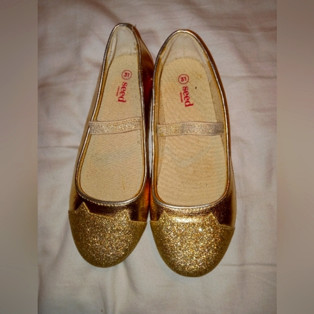 Seed Heritage kids girls shoes - golden size AU 31 /  US T13